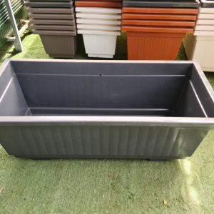 אדנית 120 ליטר מלבנית בצבעים חום/אפור/לבן